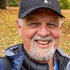 Taylor Doak's Instagram, Twitter & Facebook