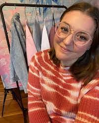 Chandra Redding's Instagram, Twitter & Facebook