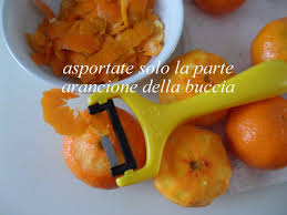 Il liquore al mandarino è molto aromatico e gustoso, decisamente gradevole al palato come tutti i suoi parenti stretti agli agrumi. Crema Liquore Al Mandarino Ricettedi It
