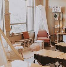 51 Die Besten Deko Ideen Fur Das Klassenzimmer Chaylor Mads Decoration Classe Salle De Classe Idees Pour La Maison