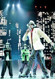 Film Majkl Dzhekson Vot I Vse Michael Jackson S This Is It Foto Video Spisok Akterov Vokrug Tv