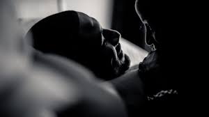 I love the exchange of energy that says you're so safe here in my hands x my face that reads: What Healthy Black Love Looks Like Ebony