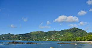 Stay in a villa on stilts at this elegant seychelles hotel. Strand Beau Vallon Mahe Seychellen