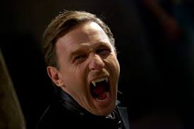 Dario Argentos Dracula [Blu-ray]: Amazon.de: Kretschmann, Thomas, Argento,  Asia, Ugalde, Unax, Hauer, Rutger, Argento, Dario, Kretschmann, Thomas,  Argento, Asia: DVD & Blu-ray