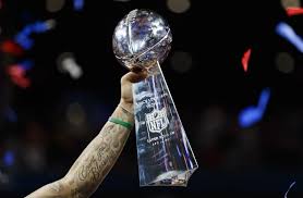 The luxury jeweler has been making the super bowl trophy since the game's inception in 1967. Teen S Petition To Move Super Bowl To Saturday Has More Than 20 000 Signatures Los Angeles Times