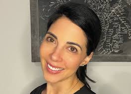 Latisha Cobb's Instagram, Twitter & Facebook