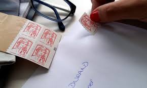 Modèles de lettre de motivation, lettre de démission, lettre de résiliation, modèles de cv, remerciement nos modèles de lettre sont accompagnés de conseils pratiques pour leur utilisation, de référence au texte de loi, des. La Poste Envisage D Abandonner Le Timbre Rouge Le Parisien