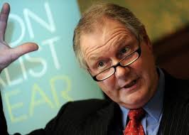 BATTLE FOR RADIO LICENSE HOTS UP AS HIGHLAND MAN JUMPS TO RIVAL CONSORTIUM 