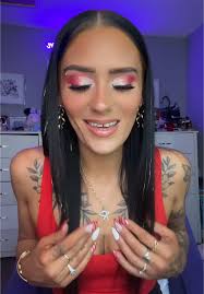 Creative Makeup Transitions for Your Next Look