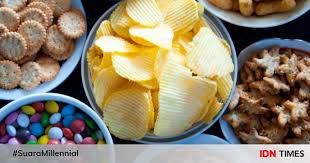 Selain itu, berat badan yang berlebihan boleh menyebabkan penyakit darah tinggi. Hati Hati 10 Makanan Ini Mengandung Lemak Trans Yang Berbahaya Lho