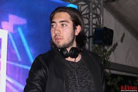 Mika zibanejad is a swedish professional ice hockey player currently with the new york. Mika Zibanejad Pa Frimis M A V Foto