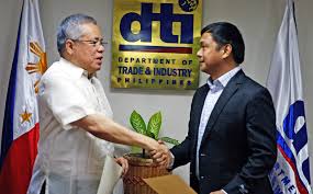Reportedly, napadpad sina dave at ara sa lipa city dahil dito ang location taping ng ang. New President And Ceo Of Philippine International Trading Corporation Photos Philippine News Agency