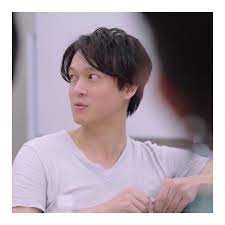 えみまる on instagram 丸ちゃんってマイペースと見せかけて仕事人間だし絶対タフなタイプだよね 直感で動けるいわゆる タフ な人ってそれだけで魅力的 丸ちゃんが持っている沢山のギャップの中でも一 二を争うぐらい大好きなギャップ 丸山隆平 丸ちゃん