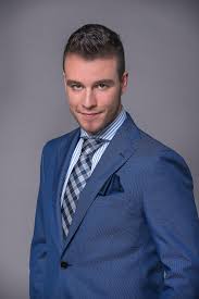 Never miss another show from aron molnar. Molnar Aron Profizmus Es Alazat Marie Claire