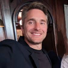 Henry Roh's Instagram, Twitter & Facebook