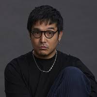 Laura Grimshaw's followers