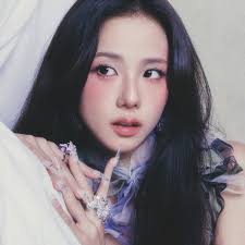 AMORTAGE' by JISOO records the second-highest first day sales in Hanteo  history for a female soloist, only behind her own 'ME.'