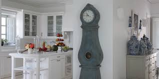 Apr 06, 2020 · related reading: Unique Wall Decor Ideas 14 Ways To Use Clocks As Artwork Architectural Digest