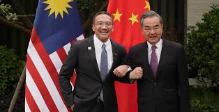 Pasca kemerdekaan malaysia pada tahun 1957, malaysia secara. Diplomasi Menlu Malaysia Sebut Menlu China Saudara Tua Dikecam Publik Asiatoday Id