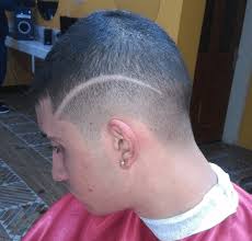 Es una forma de agregar ingenio al pelo corto, que a veces puede tornarse aburrido. Cortes De Pelo Para Nochevieja Ano Nuevo 2020 Modaellos Com