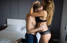 Ceci n'est vrai qu'en fin de grossesse et ne risque pas le déclenchement à l'italienne consiste à avoir des rapports sexuels pour favoriser l'accouchement. Declencher L Accouchement En Faisant L Amour Est Ce Que Ca Marche