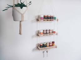 Verdienen in der küche einen besonderen platz: Anzeige Diy Gewurzregal Bauen Aus Holz Mit Cosy Yeah Handmade