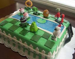 Not just halloween, but zombie halloween, creepy carnival, and so on. Plants Vs Zombies Cake Sugar Shindigs