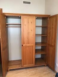 Open Shelves For Your Shoes Armarios Armario De Madera Estanterias De Dormitorio