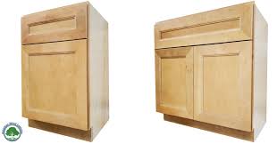 We Manufacture American Wood Cabinets Here In Bensenville Il Every Cabinet Is Made With In In 2020 With Images Kitchen Cabinets And Countertops Wood Cabinets Quartz Countertops