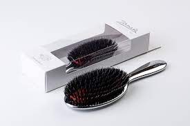 It's perfect for hair pieces and hair extensions because it doesn't have bristles that can pull or snag on your hair. 2021 Best Brush For Hair Extensions Janeke Mixed Bristle Brush