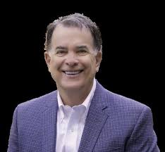 CLASSIC DESIGN AND BEAUTIFUL GROUNDS