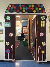 Gingerbread Man House Classroomdeco Door Decorations Classroom School Decorations Door Decorations
