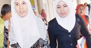 Dan kini di usia 92 tahun, dia memimpin perlawanan terhadap monopoli kekuasaan partai yang pernah dipimpinnya, pertubuhan kebangsaan melayu bersatu (umno). Belia Bangkit Mahkamah Suami Nurul Izzah Tidak Hadir Diarah G Fashion Hijab Dan