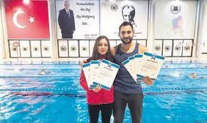 She qualified for the 800m and 1500m freestyle events of the 2020 summer olympics. Merve Tuncel Rekora Doymuyor Ankara Baskent Haberleri