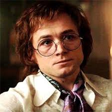 20 Taron Egerton Gifs Ideas In 2020 Taron Egerton Kingsman Elton John It's a scene that certainly could have been created by a screenwriter, but bernie taupin told it's an important scene in the movie because we see bernie taupin have a polite and measured response to the advance. pinterest