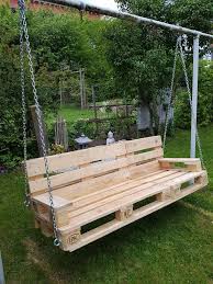 Pin Von Ayse Kenter Auf Pallets Terrasse Aus Paletten Balkon Ideen Garten Ideen Gartenlic In 2020 Gartenmobel Design Palettenmobel Im Freien Paletten Schaukeln