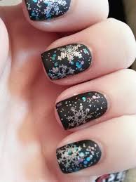 If you're taking down the length of your nail, you can go back and forth, but always finish going in one direction to make sure that the nail won't split. 25 Inspirational Winter Nail Art Ideas For Creative Juice