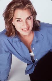 I am pretty sure everyone is still looking for and waiting for someone who would design something extraordinary and will not conform to the traditional designs and would become a service information for gary gross from. Brooke Shields Ausstellung Entfacht Debatte Um Nacktfoto Aus Kindheit Der Spiegel