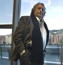 Get all the lyrics to songs by alberto vázquez and join the genius community of music scholars to learn the meaning behind the lyrics. Alberto Vazquez Figueroa Photos News And Videos Trivia And Quotes Famousfix