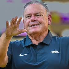 Hog Commit's 5-star rating comes from interesting source