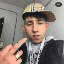 Stream J Chris Paredes Araujo