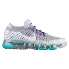 nike air vapormax flyknit women s at foot locker nike nike air vapormax flyknit sneakers