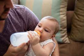 How To Bottle Feed Your Breastfed Baby 25 Pro Tips