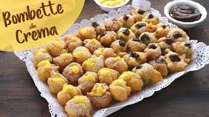 Queste piccole dolcezze le preparo spesso quando ho pochissimo tempo a disposizione, ricotta da consumare e ospiti (in particolare piccoli) in agguato. Bombette Alla Crema Ricetta Facile Castagnole Ripiene Di Benedetta Youtube