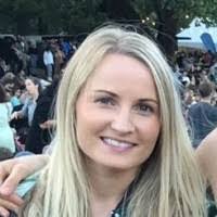 Stephanie Sundstrom's Instagram, Twitter & Facebook