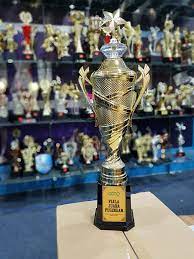 Agad na isinasalin ng libreng serbisyo ng google ang mga salita, parirala, at web page sa mahigit 100 pang wika mula sa english. Piala Pusingan In English Sakk Kal