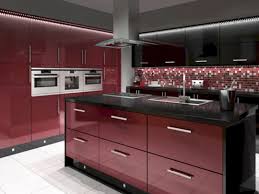 red kitchen decor