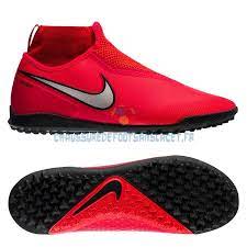Les principales marques de chaussures de foot : Nike Phantom Vision React Pro Df Tf Game Over Rouge Argent Football Boots Nike Phantom Vision
