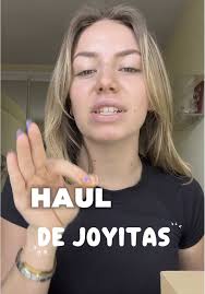 Claudia Perluis Modelo