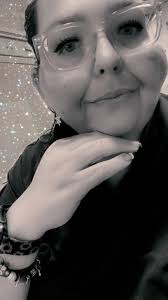 Hi everyone! Im a new member and want penpals in Michigan or Chicago. I  live in Kalamazoo Michigan. Please inbox for address.